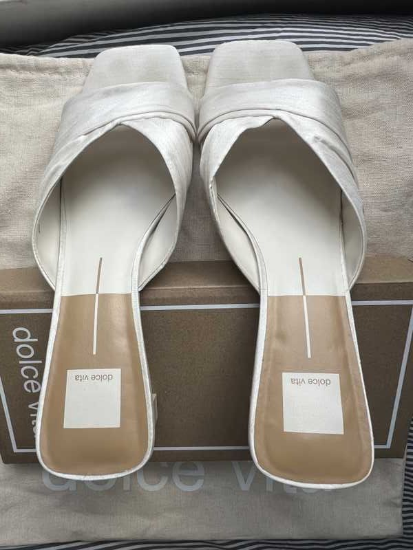 CARLAN HEELS OFF WHITE SILK - re:vita - Image 15