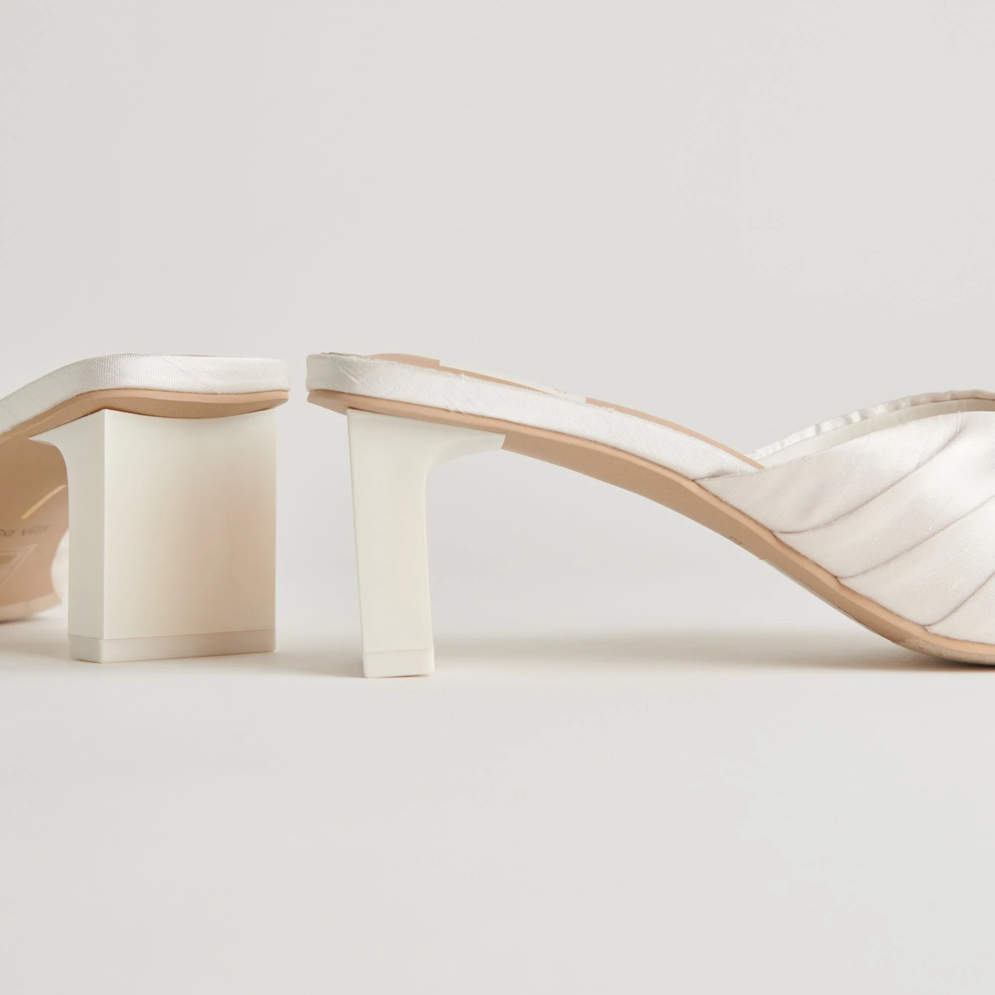 CARLAN HEELS OFF WHITE SILK - re:vita - Image 3