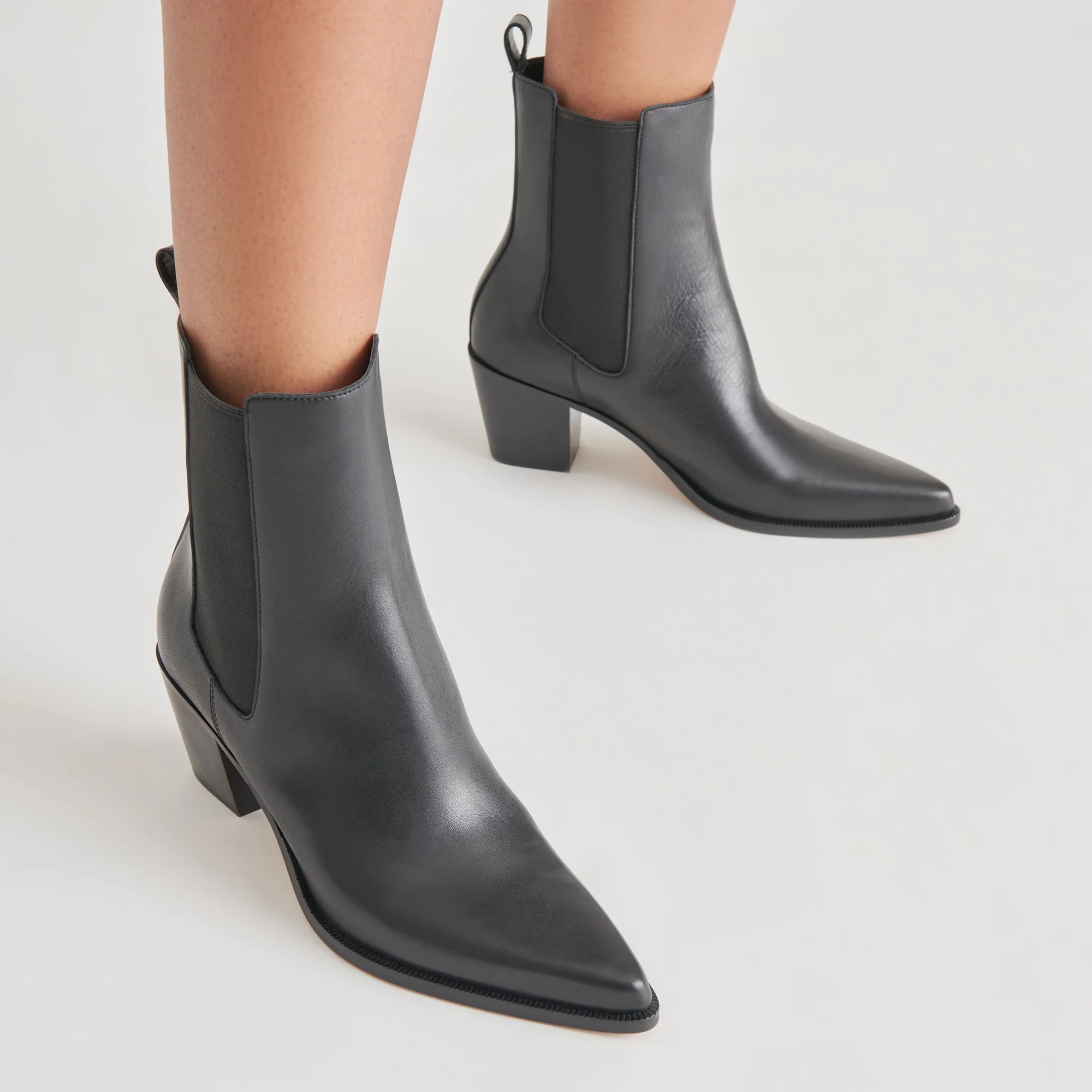 SHADIE H2O WIDE BOOTIES BLACK LEATHER - Image 4
